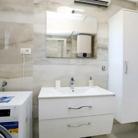 Luxury Ela 3* ספליט