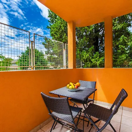 Guest house Luxury Apartment Ela