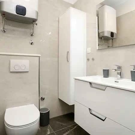 Luxury Apartment Ela Split
