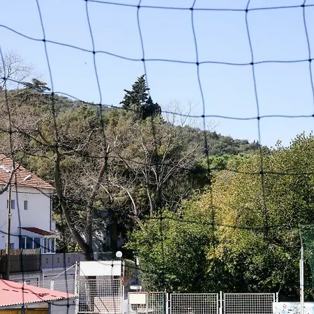 Green Park Apartments