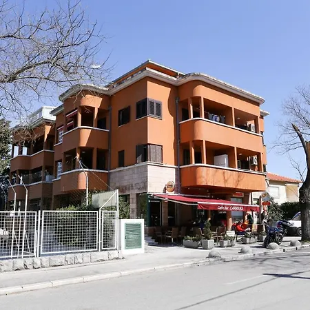 Luxury Apartment Ela Guest house 3*