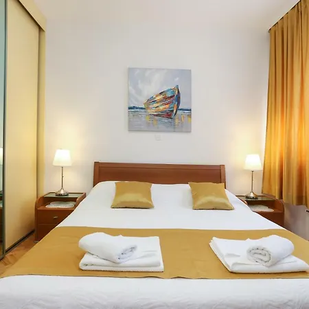 Luxury Apartment Ela Gostinjska kuća Split